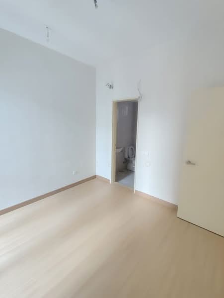 Kondominium untuk Dijual di Brezza Hill - Joyce Low - Interior - PropertyGuru.com.my