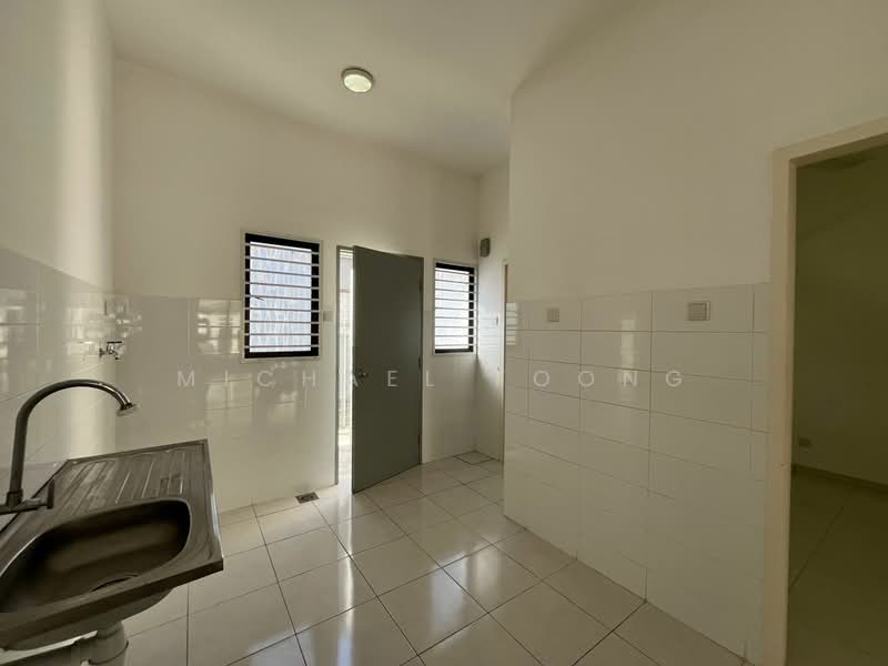 2-storey Terraced House for Rent in Setia Alam (Selangor) - Michael Foong - Kitchen - PropertyGuru.com.my