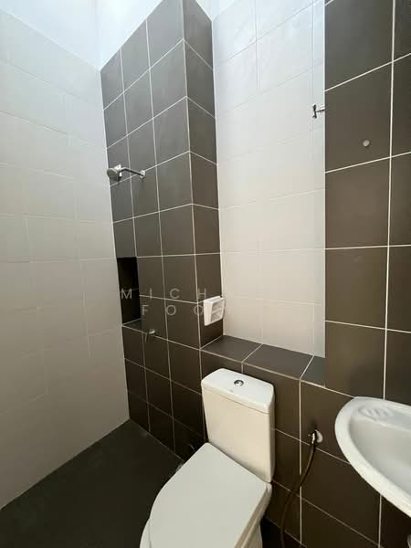 2-storey Terraced House for Rent in Setia Alam (Selangor) - Michael Foong - Bathroom - PropertyGuru.com.my