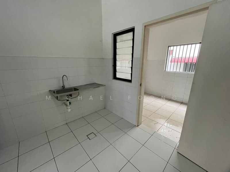 2-storey Terraced House for Rent in Setia Alam (Selangor) - Michael Foong - Kitchen - PropertyGuru.com.my