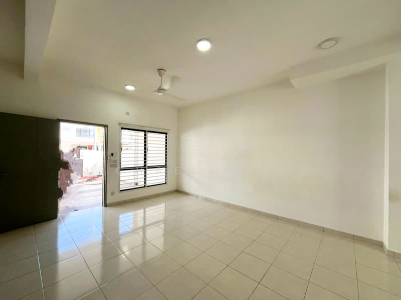 2-storey Terraced House for Rent in Setia Alam (Selangor) - Michael Foong - Living Room - PropertyGuru.com.my