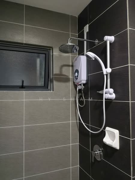 Condominium for Rent at The Henge - HY Sham - Bathroom - PropertyGuru.com.my