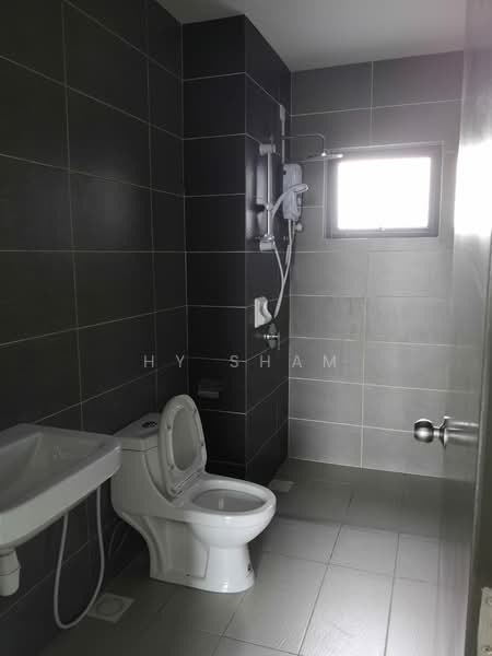 Condominium for Rent at The Henge - HY Sham - Bathroom - PropertyGuru.com.my