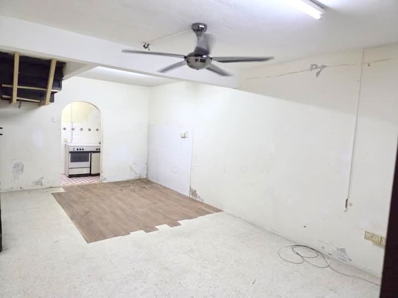 2.5-storey Terraced House for Sale in Taman Sri Sinar (Segambut) - Joyce Low - Kitchen - PropertyGuru.com.my