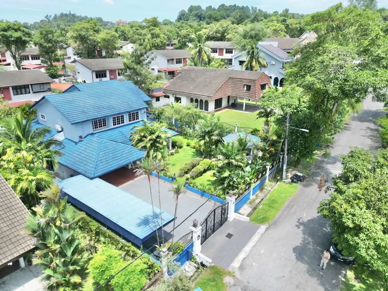 Bungalow for Sale in Seksyen 6 (Shah Alam) - Azizol . - PropertyGuru.com.my