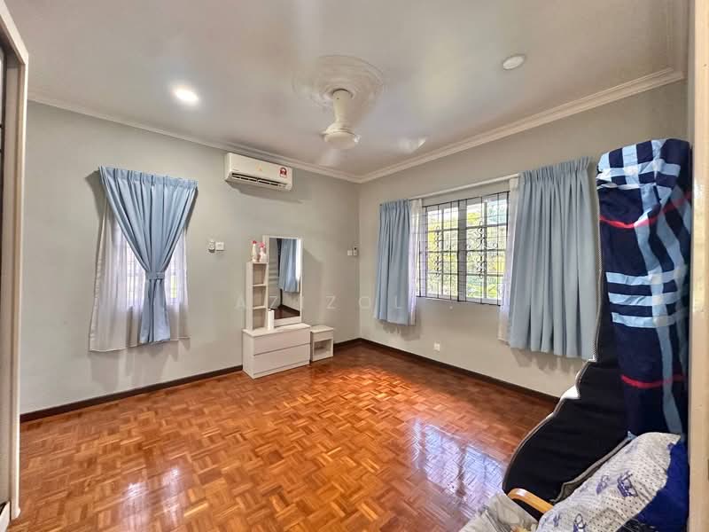 Bungalow for Sale in Seksyen 6 (Shah Alam) - Azizol . - PropertyGuru.com.my
