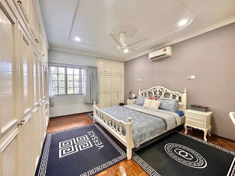 Bungalow for Sale in Seksyen 6 (Shah Alam) - Azizol . - PropertyGuru.com.my