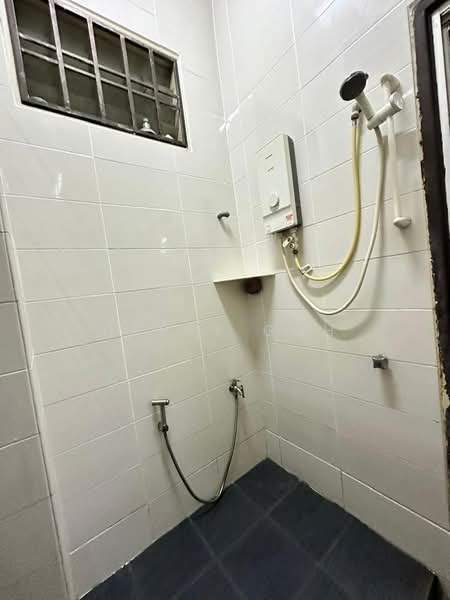 Rumah Teres 1 Tingkat untuk Dijual di Bukit Indah (Ampang) - Herry Goh - Bathroom - PropertyGuru.com.my