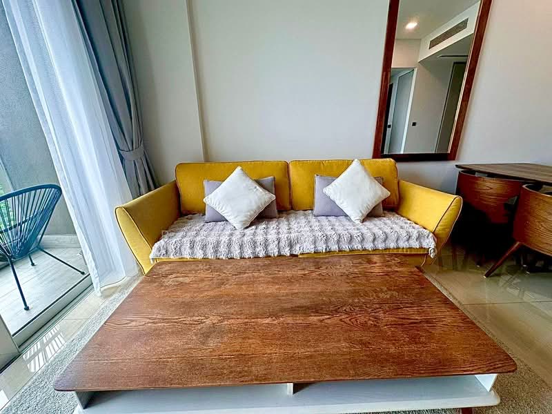 Service Residence for Rent at Puteri Cove Residences - Ricky Woo - Living Room - PropertyGuru.com.my