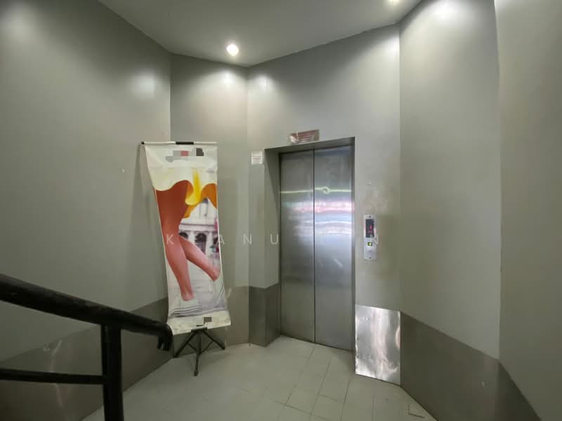 Office for Rent in Sri Hartamas (Kuala Lumpur) - Keanu Tan - Corridor - PropertyGuru.com.my
