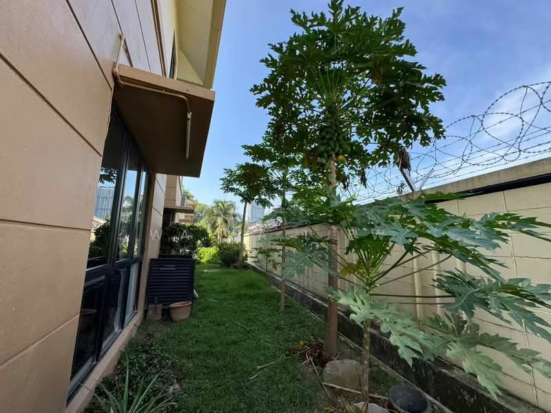 Rumah Berkembar untuk Dijual di Taman Aman Sari (Bandar Kinrara) - Wa Wa Liew - PropertyGuru.com.my