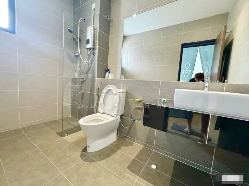2-storey Terraced House for Sale in Bukit Raja (Selangor) - Louis Chan - Bathroom - PropertyGuru.com.my