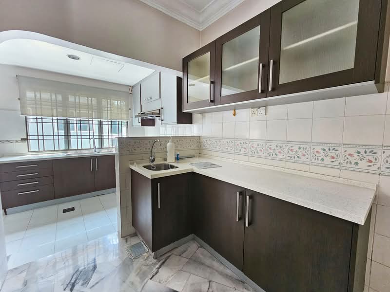 Rumah Teres 2 Tingkat untuk Dijual di Putra Permai (Subang Jaya) - Jason Ooi - Kitchen - PropertyGuru.com.my