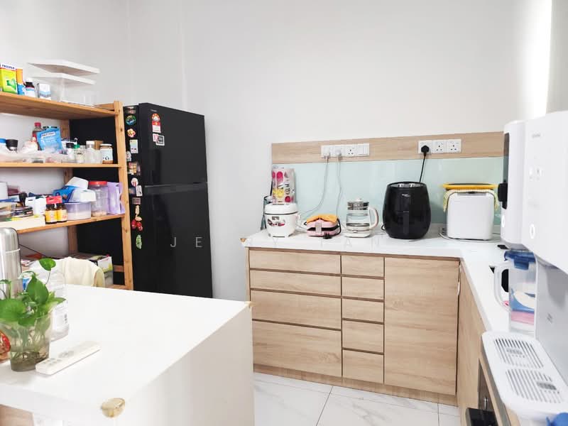 Apartment for Rent at Greenlane Heights Block B - Jerry Tan - Kitchen - PropertyGuru.com.my