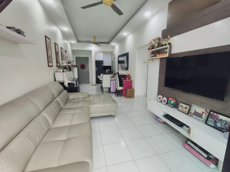 Servis Apartment untuk Dijual di Jentayu Residensi @ Tampoi - Crystal Tan - Living Room - PropertyGuru.com.my
