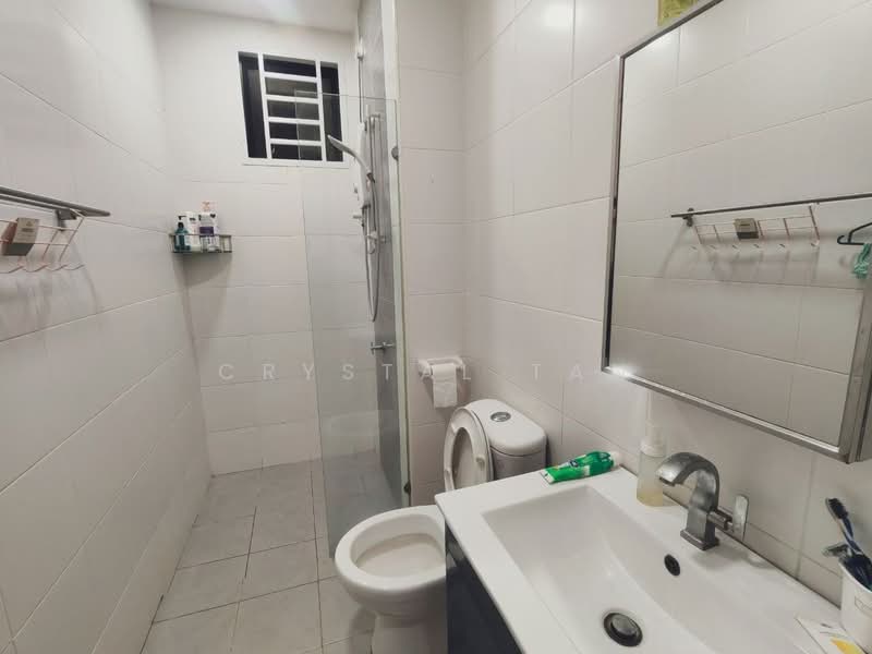 Servis Apartment untuk Dijual di Jentayu Residensi @ Tampoi - Crystal Tan - Bathroom - PropertyGuru.com.my