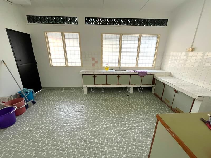 Rumah Teres 1 Tingkat untuk Dijual di SS3 (Petaling Jaya) - Joyce Low - Kitchen - PropertyGuru.com.my