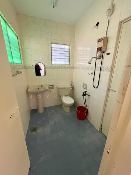 Rumah Teres 1 Tingkat untuk Dijual di SS3 (Petaling Jaya) - Joyce Low - Bathroom - PropertyGuru.com.my