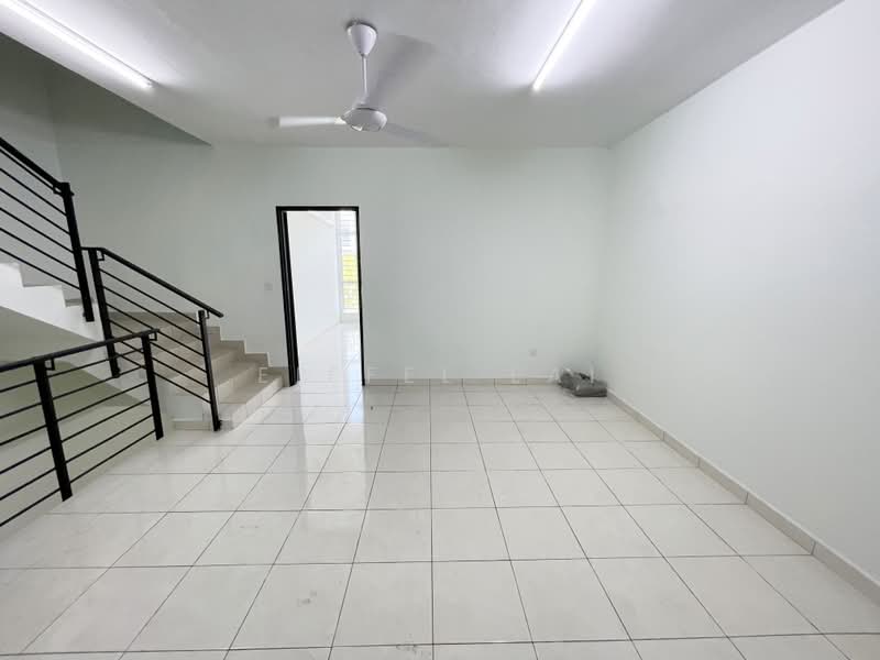 3-storey Terraced House for Rent in Kajang (Selangor) - Eiffel Lai - Interior - PropertyGuru.com.my