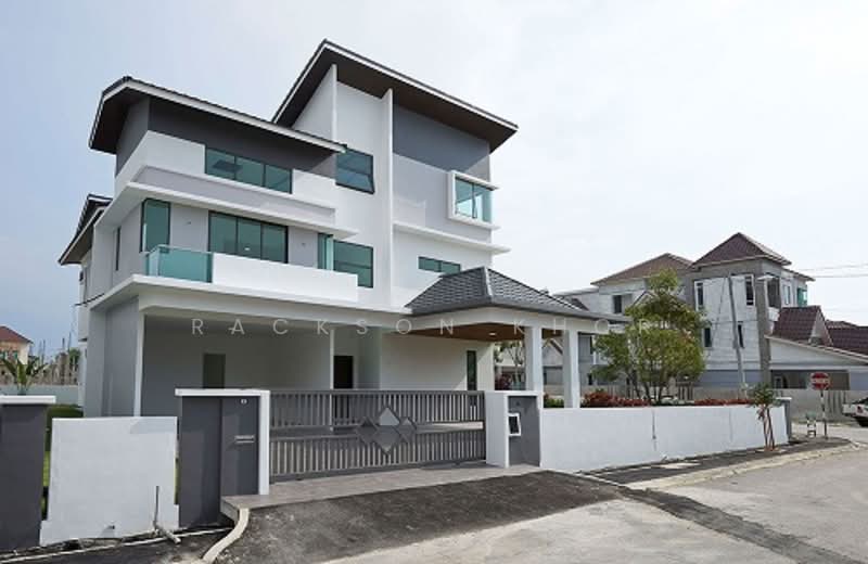 Bungalow for Sale in Orchard Villa (Simpang Ampat) - Rackson Khor - Exterior - PropertyGuru.com.my