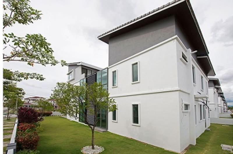 Bungalow for Sale in Orchard Villa (Simpang Ampat) - Rackson Khor - Exterior - PropertyGuru.com.my
