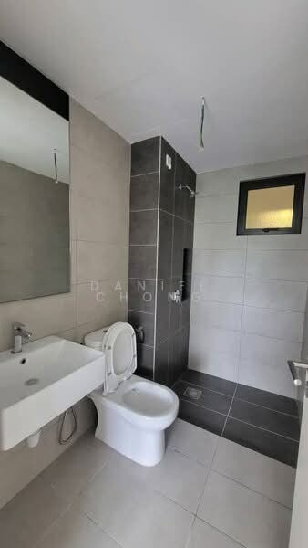 Servis Apartment untuk Dijual di D'Erica - Daniel Chong - Bathroom - PropertyGuru.com.my