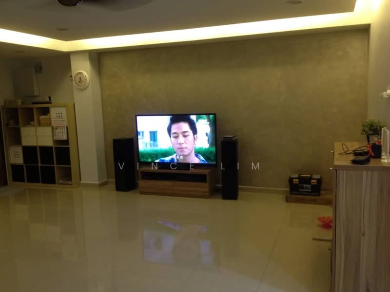 Rumah Teres 2 Tingkat untuk Dijual di Taman Mutiara Kemuning (Shah Alam) - Vince Lim - Living Room - PropertyGuru.com.my