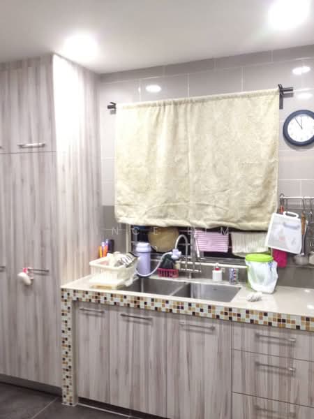 Rumah Teres 2 Tingkat untuk Dijual di Taman Mutiara Kemuning (Shah Alam) - Vince Lim - Kitchen - PropertyGuru.com.my