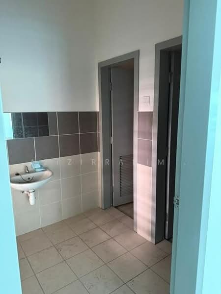 Kedai untuk Disewa di Bandar Baru Bangi (Selangor) - Azizirrahim . - Bathroom - PropertyGuru.com.my