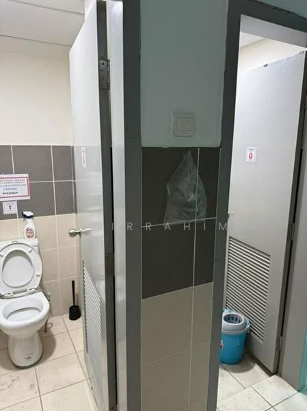 Kedai untuk Disewa di Bandar Baru Bangi (Selangor) - Azizirrahim . - Bathroom - PropertyGuru.com.my