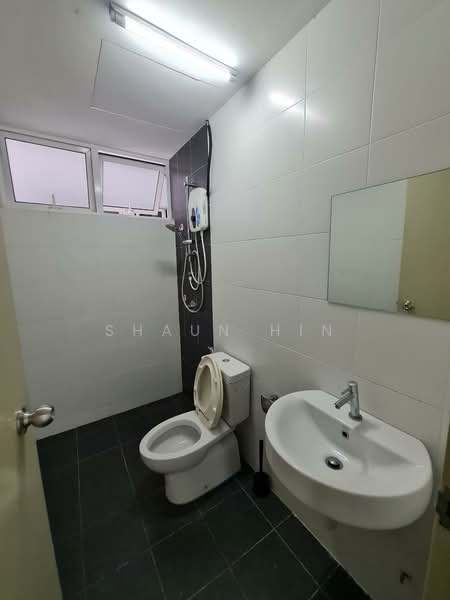Apartment for Sale at Pacific Place - Shaun Hin - Bathroom - PropertyGuru.com.my