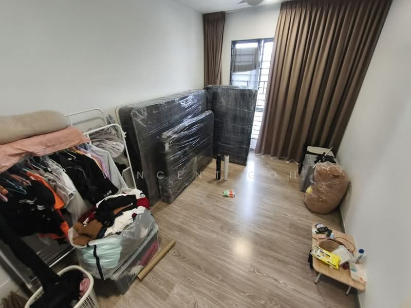 Servis Apartment untuk Dijual di United Point (Residensi Berpadu) - Vincent Goh - Bedroom - PropertyGuru.com.my