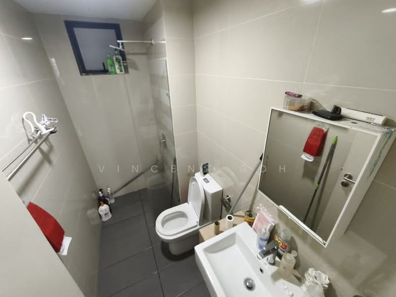Servis Apartment untuk Dijual di United Point (Residensi Berpadu) - Vincent Goh - Bathroom - PropertyGuru.com.my