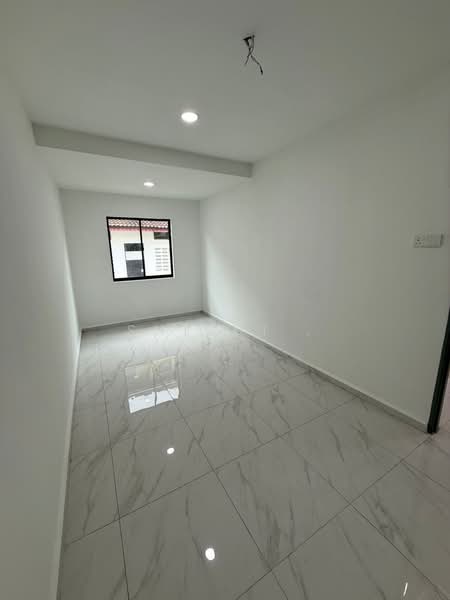 Rumah Teres 2 Tingkat untuk Dijual di Taman Daya (Johor Bahru) - Shishi . - PropertyGuru.com.my