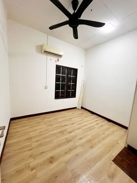 Rumah Berkembar untuk Disewa di Bandar Bukit Mahkota (Bangi) - Eiffel Lai - Interior - PropertyGuru.com.my