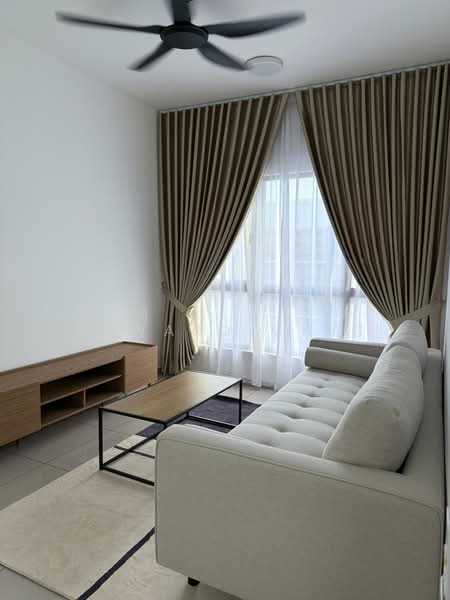 Servis Apartment untuk Disewa di D'Quince Residences - Edward Chai - Living Room - PropertyGuru.com.my