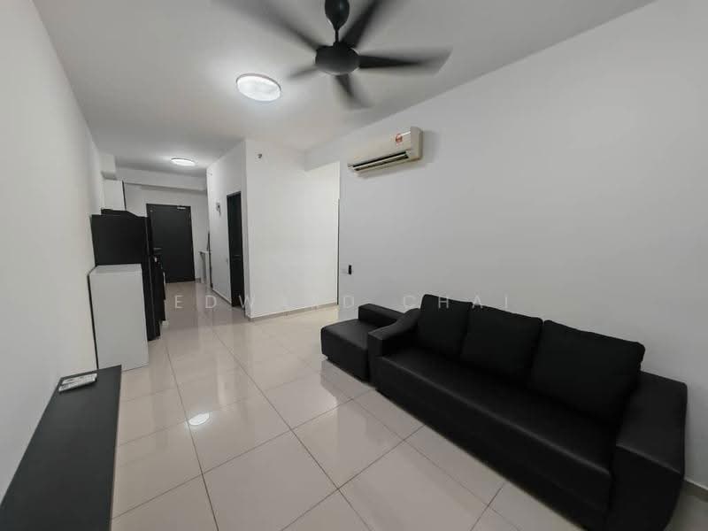 Kediaman Servis untuk Disewa di D'Quince Residences - Edward Chai - Living Room - PropertyGuru.com.my