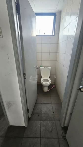 Kedai untuk Disewa di Bukit Mertajam (Penang) - Darren Cham - Bathroom - PropertyGuru.com.my