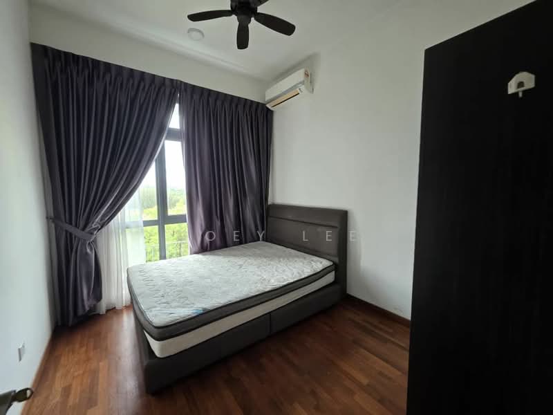 Service Residence for Sale at Crescent Bay Suites (Teluk Bayu) - Zoey Lee - Bedroom - PropertyGuru.com.my