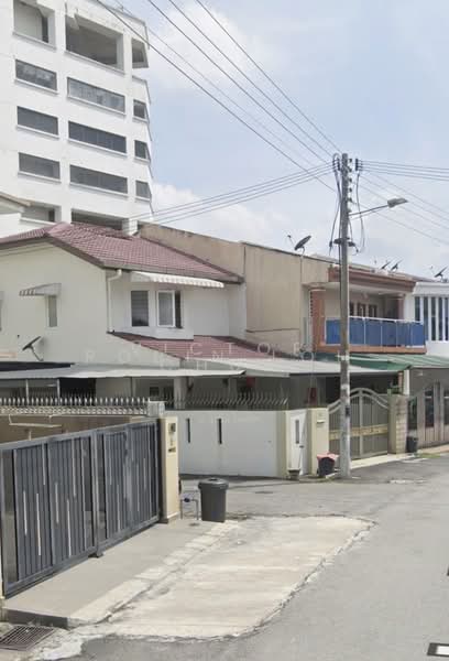 Rumah Teres 2 Tingkat untuk Dijual di Ampang (Ampang) - Victor Chua - Exterior - PropertyGuru.com.my