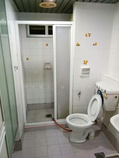 Apartment for Rent at Sri Pinang Apartment - Erwinn Lim - Bathroom - PropertyGuru.com.my