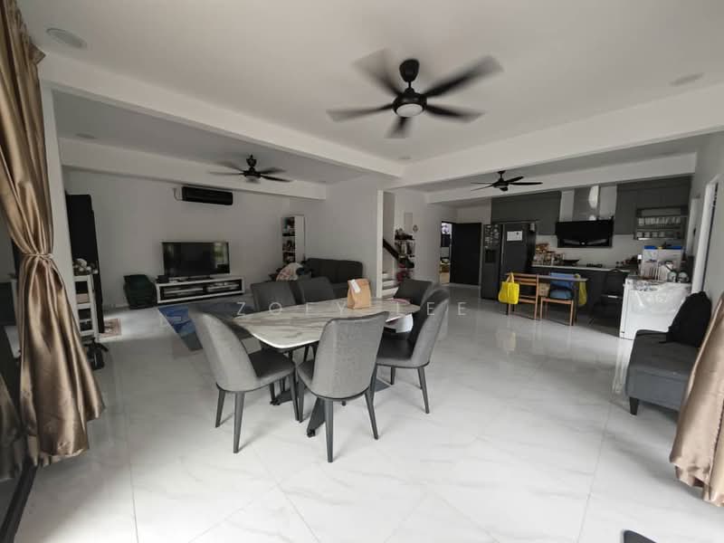 Semi-Detached House for Sale in Bandar Baru Uda (Johor Bahru) - Zoey Lee - Living Room - PropertyGuru.com.my