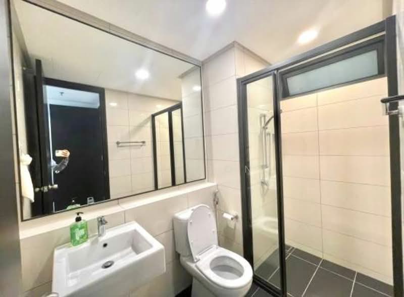 Servis Apartment untuk Disewa di The Tamarind - Yuki Bong - Bathroom - PropertyGuru.com.my