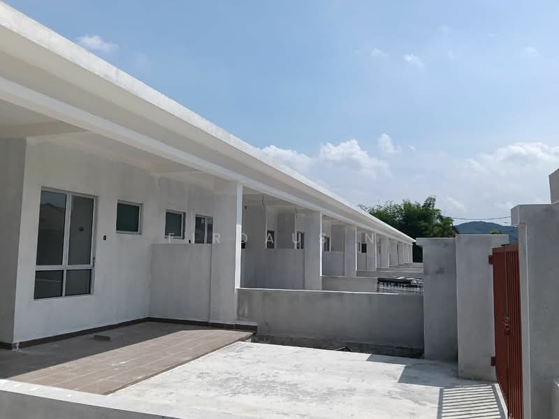 1-storey Terraced House for Sale in Dengkil (Selangor) - Firdaus N - Exterior - PropertyGuru.com.my