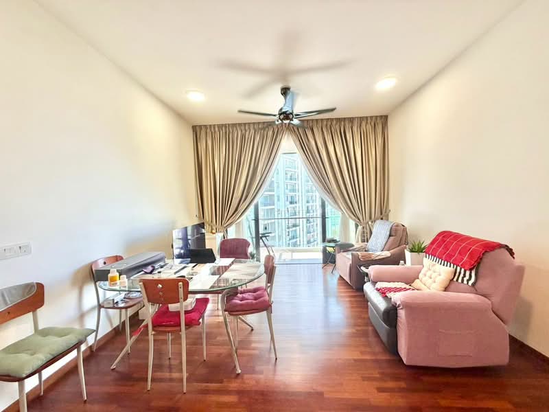 Servis Apartment untuk Disewa di The Tamarind - Yuki Bong - Living Room - PropertyGuru.com.my