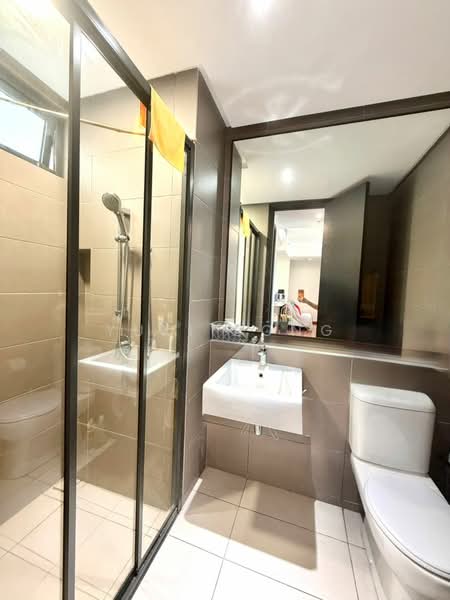 Servis Apartment untuk Disewa di The Tamarind - Yuki Bong - Bathroom - PropertyGuru.com.my