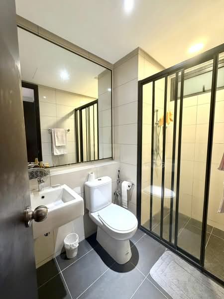 Servis Apartment untuk Disewa di The Tamarind - Yuki Bong - Bathroom - PropertyGuru.com.my