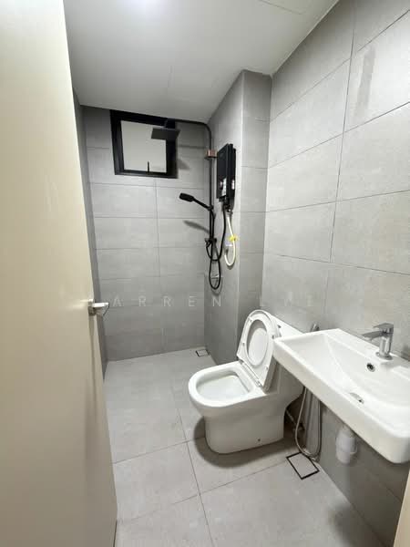 Service Residence for Rent at Vivo Executive Apartment - Darren Lye - Bathroom - PropertyGuru.com.my