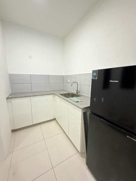 Service Residence for Rent at Vivo Executive Apartment - Darren Lye - Kitchen - PropertyGuru.com.my