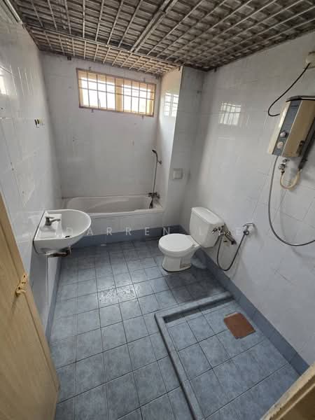 Terraced House for Sale in Taman Sukun Indah (Bukit Mertajam) - Darren Lye - Bathroom - PropertyGuru.com.my